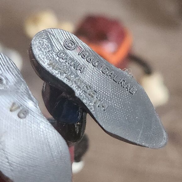 Vintage 80s Lot Of California Raisins PVC  Vinyl Figures & Collectibles Stickers - Picture 8 of 12